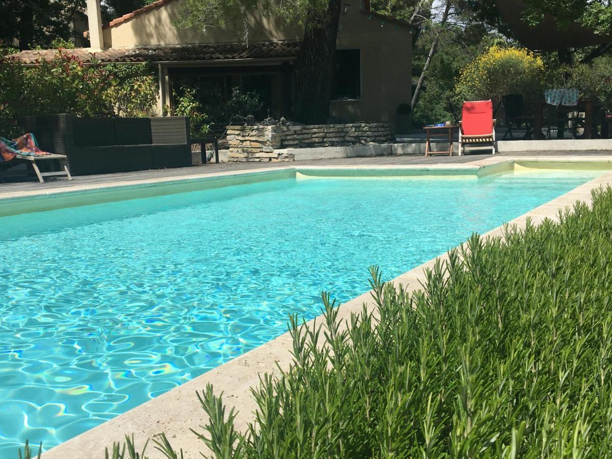 Villa De Carbonelle Pierrevert Εξωτερικό φωτογραφία
