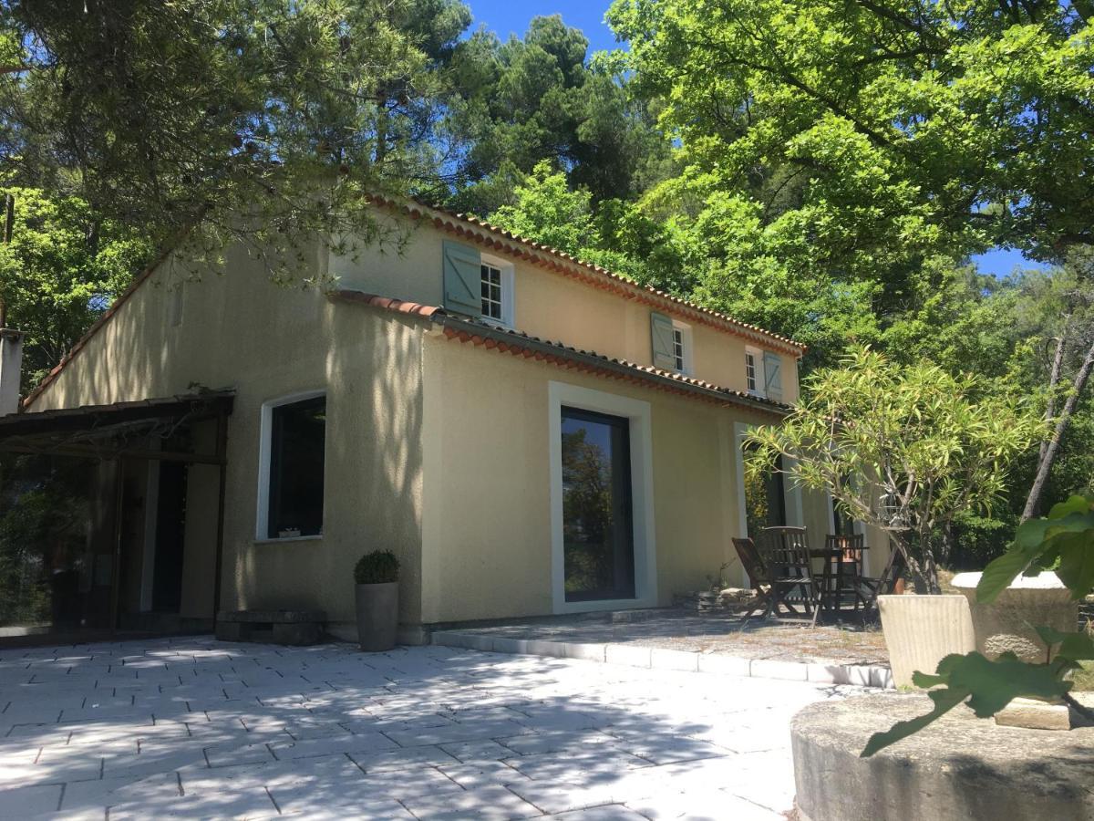 Villa De Carbonelle Pierrevert Εξωτερικό φωτογραφία